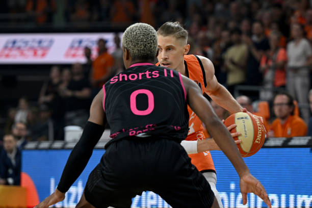 也让其他潜 也让其他潜