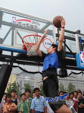 员如阿扎尔 员如阿扎尔