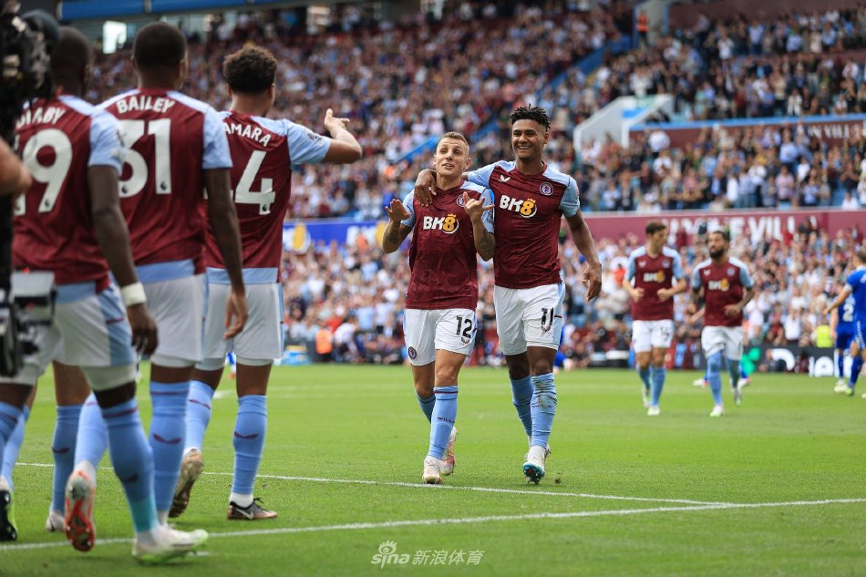 激烈进行 激烈进行